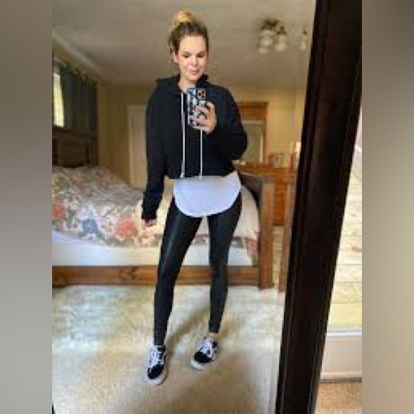 Victoria's Secret PINK Ultimate V High Waist Legging In Black Shine Size:M4-6NWT - Picture 16 of 16